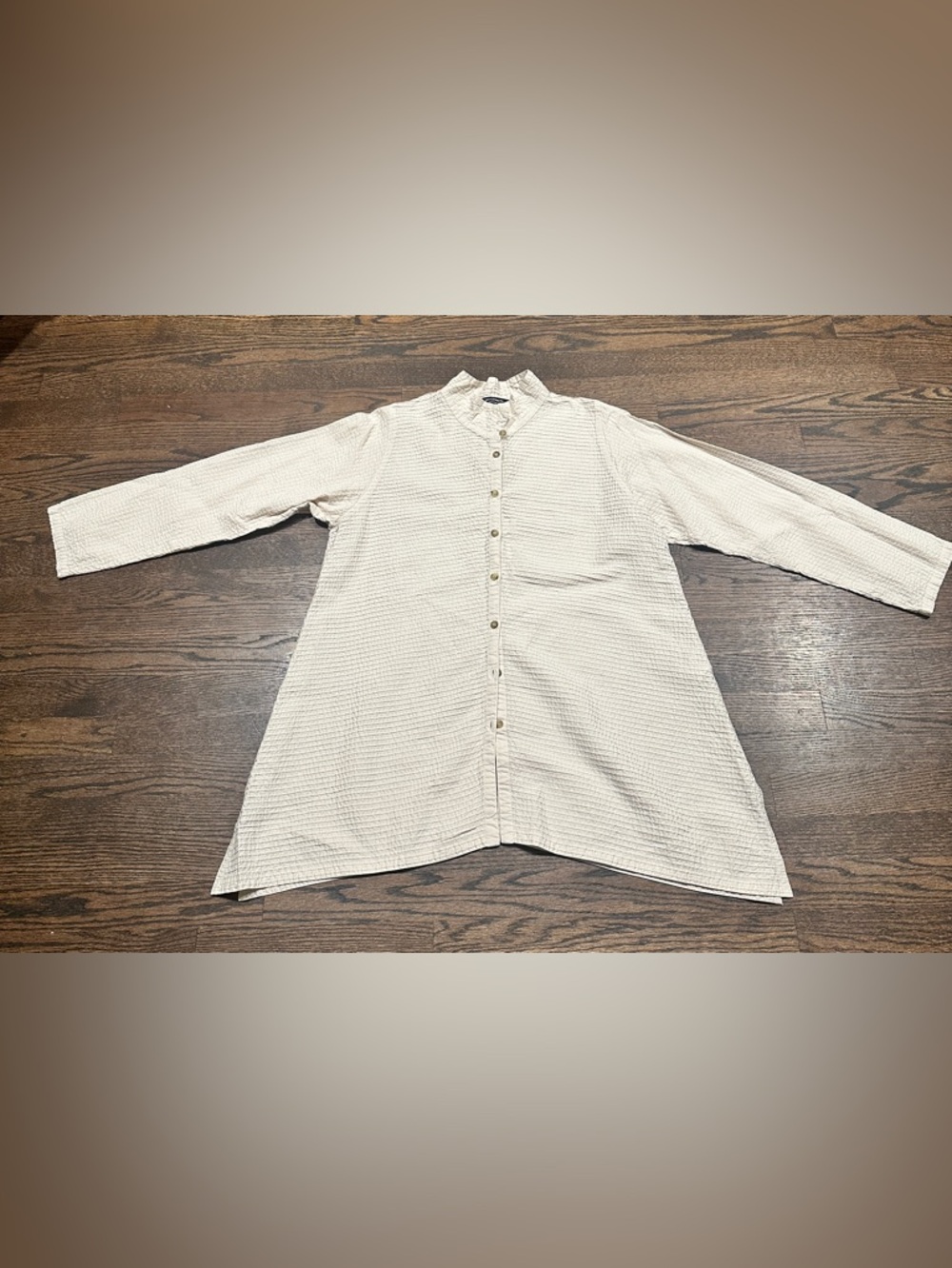 Yacco Maricard Cream Textured Button-Front Tunic Blouse - Classic Tunic Shirt